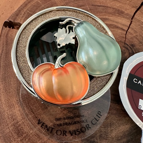 B&BW Car Fragrance Clip - Picture 2 of 3